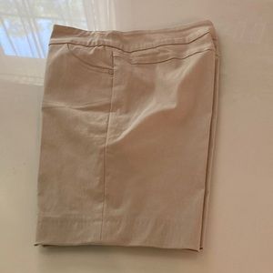 Tribal Pull On Shorts 7” Inseam Size 2